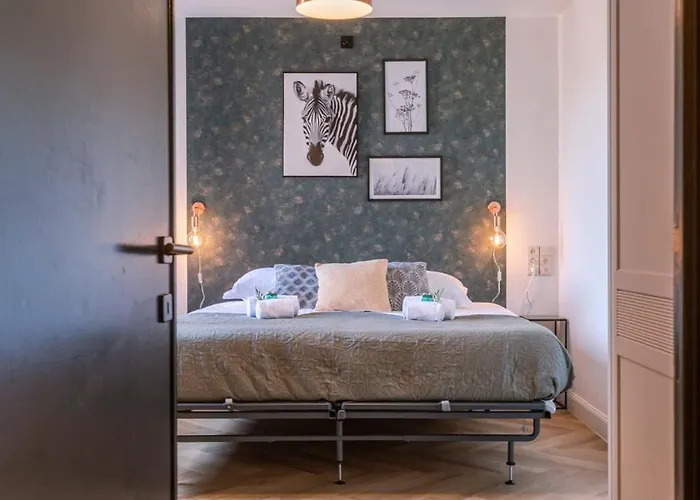 Huswell - Lovely With Lateral Sea View Appartamento De Panne