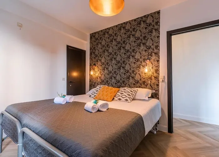 Huswell - Lovely With Lateral Sea View Apartment